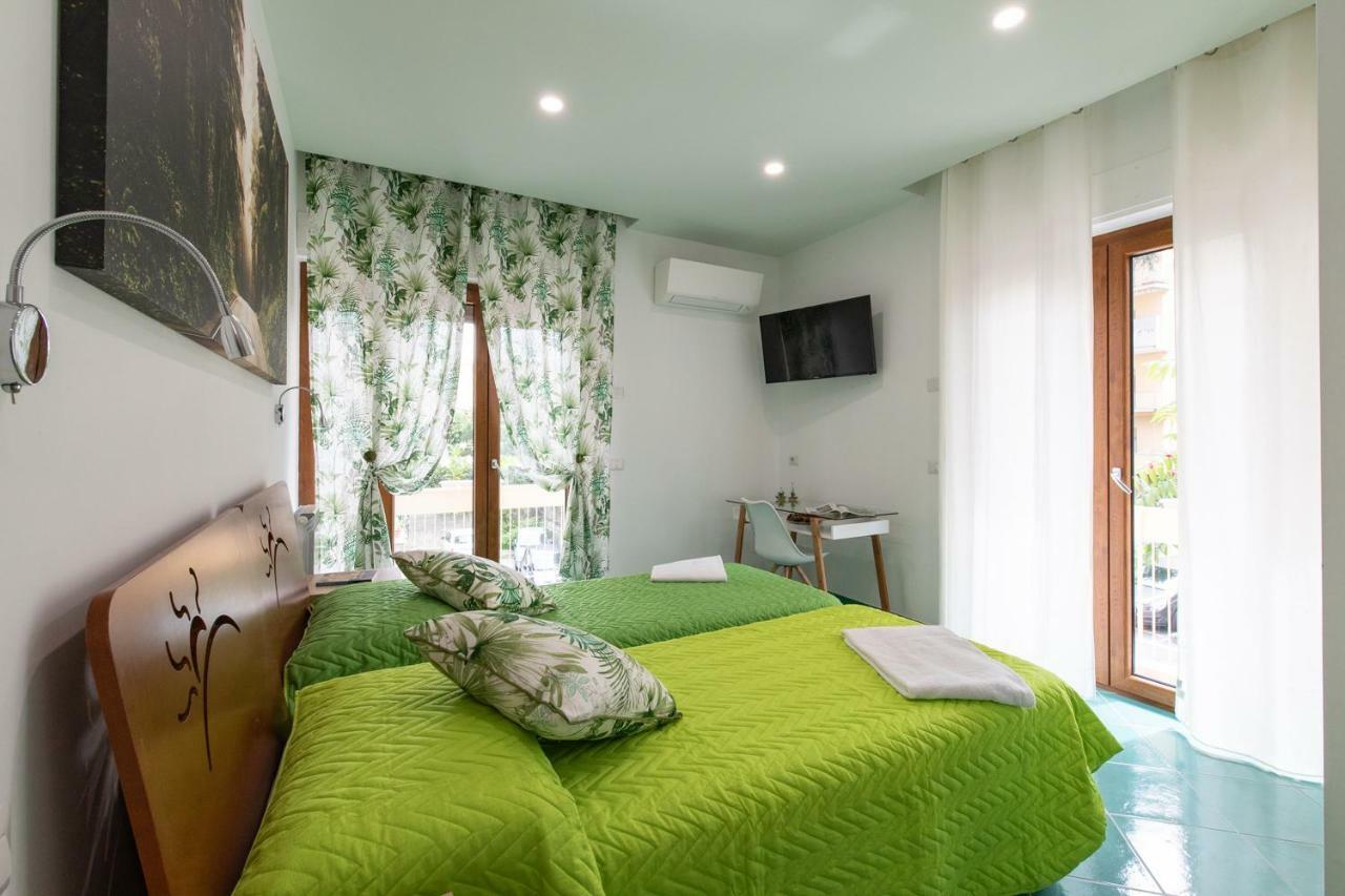 Appartement Madimà à Sorrente Extérieur photo